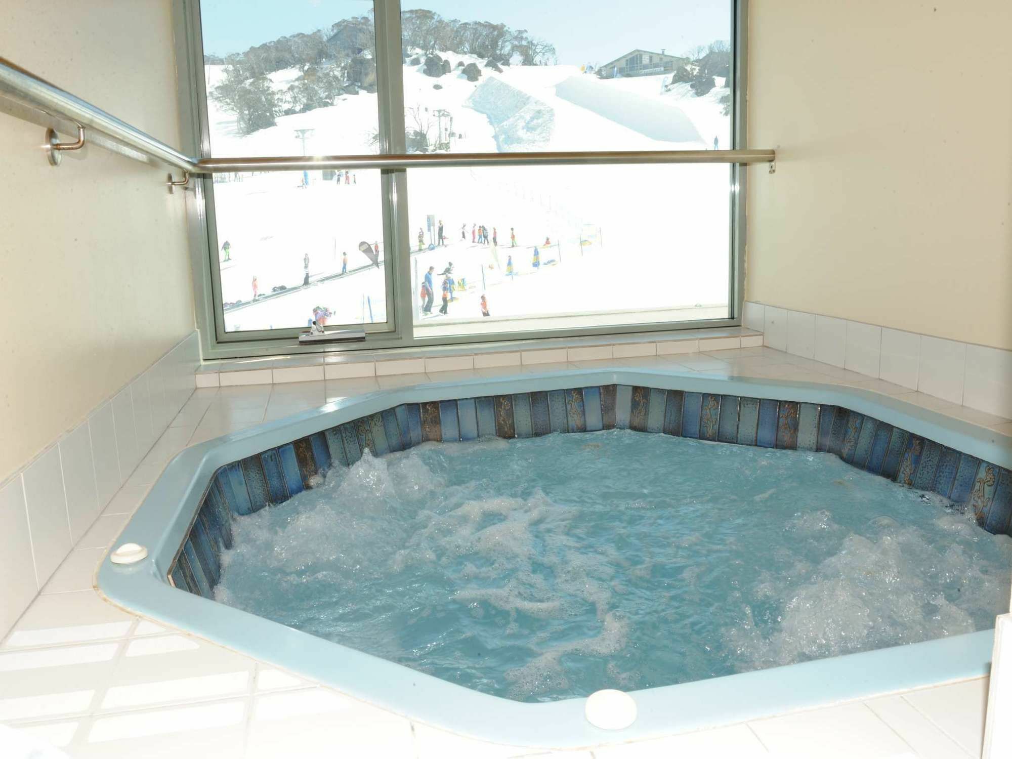 The Perisher Valley Hotel Zewnętrze zdjęcie